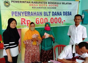 Desa Kota Agung Salurkan BLT Dana Desa Tahap Ketiga